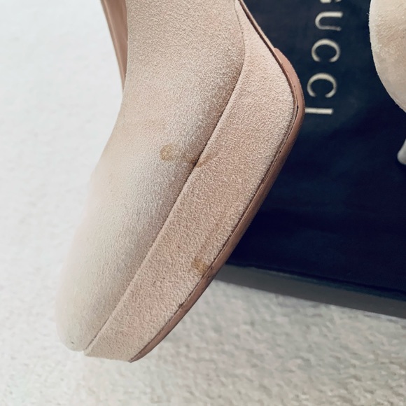 Vintage Gucci Beige Suede Heels - Picture 3 of 7